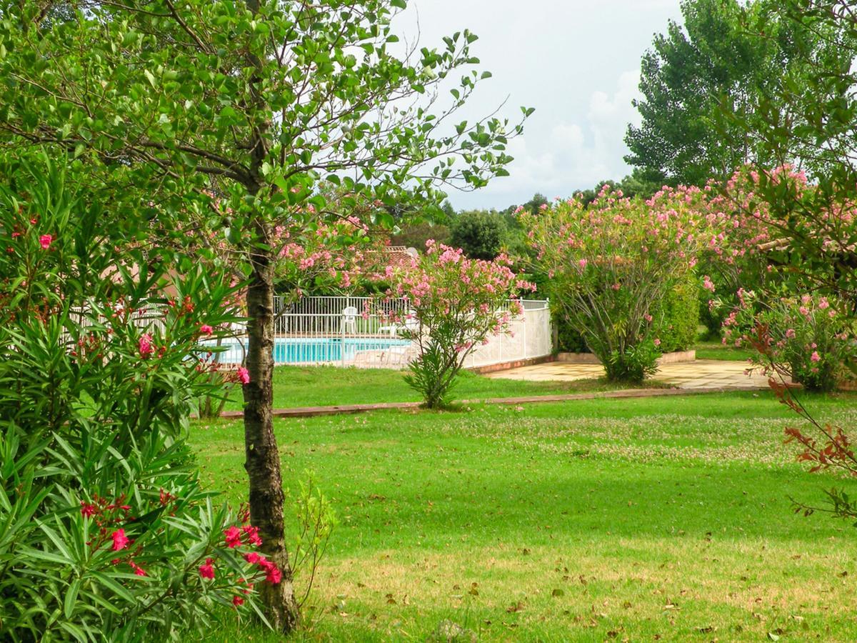 Complesso Residenziale Marina Di Pinarello Pinarellu Exterior foto