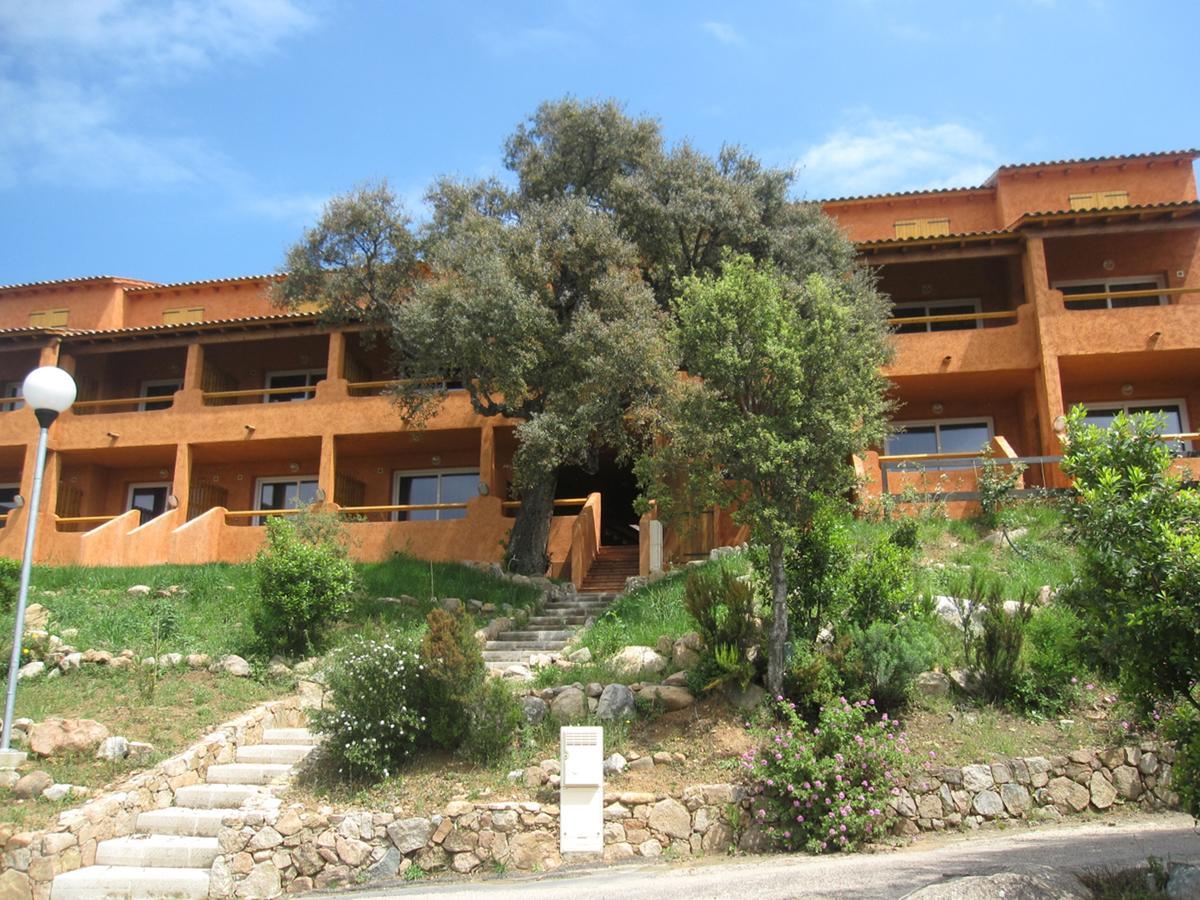Complesso Residenziale Marina Di Pinarello Pinarellu Exterior foto