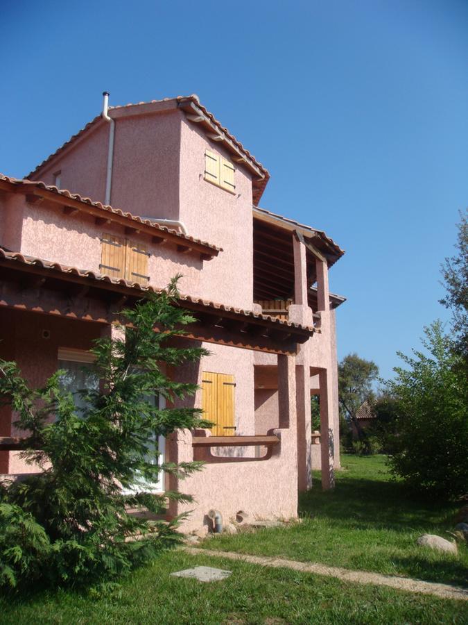 Complesso Residenziale Marina Di Pinarello Pinarellu Exterior foto